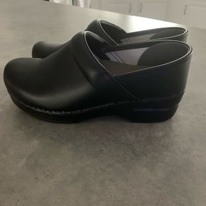 Dansko clogs Size 36. Worn once.